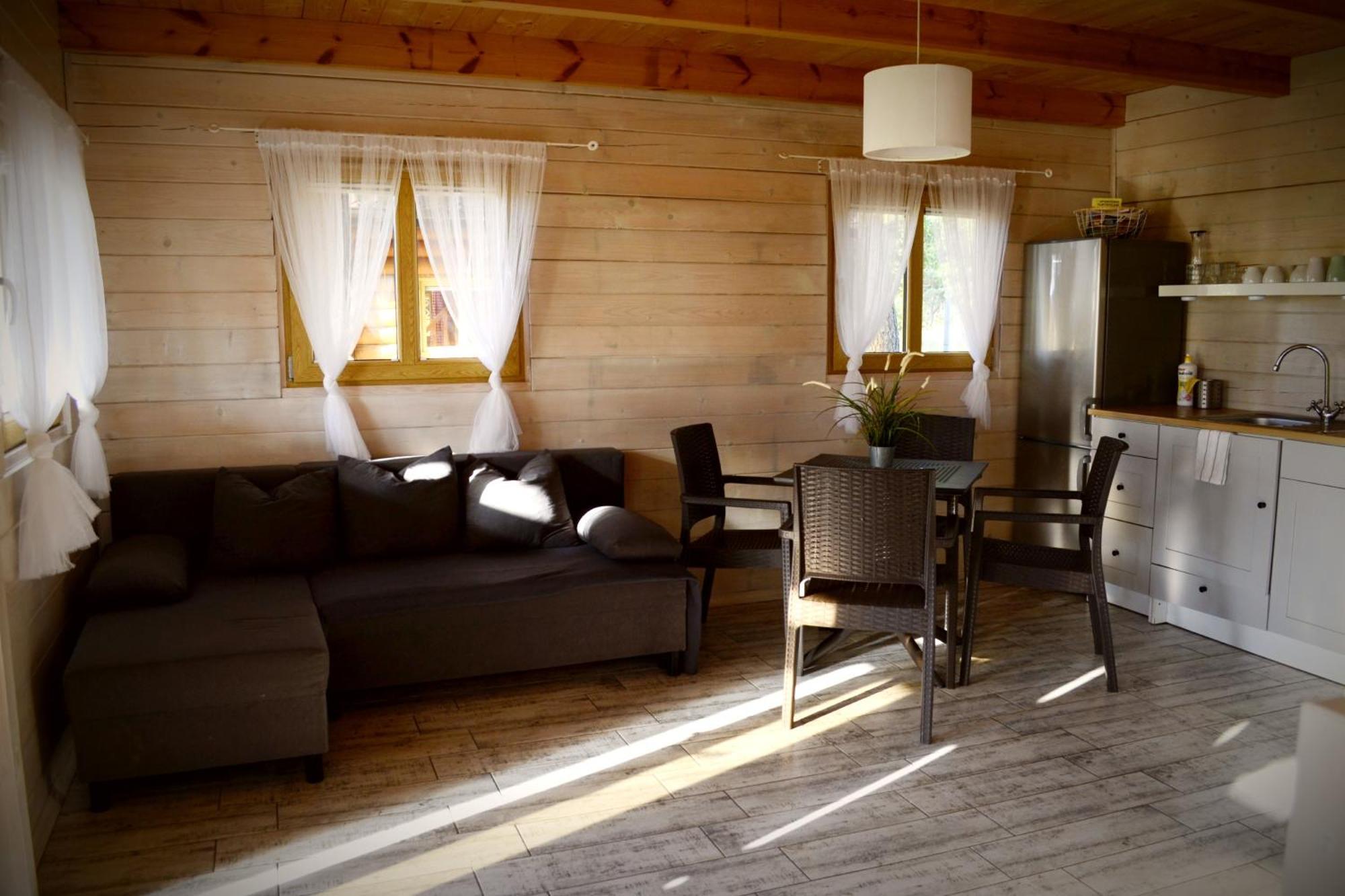 Camping Szczecinek Domy Wypoczynkowe Buitenkant foto