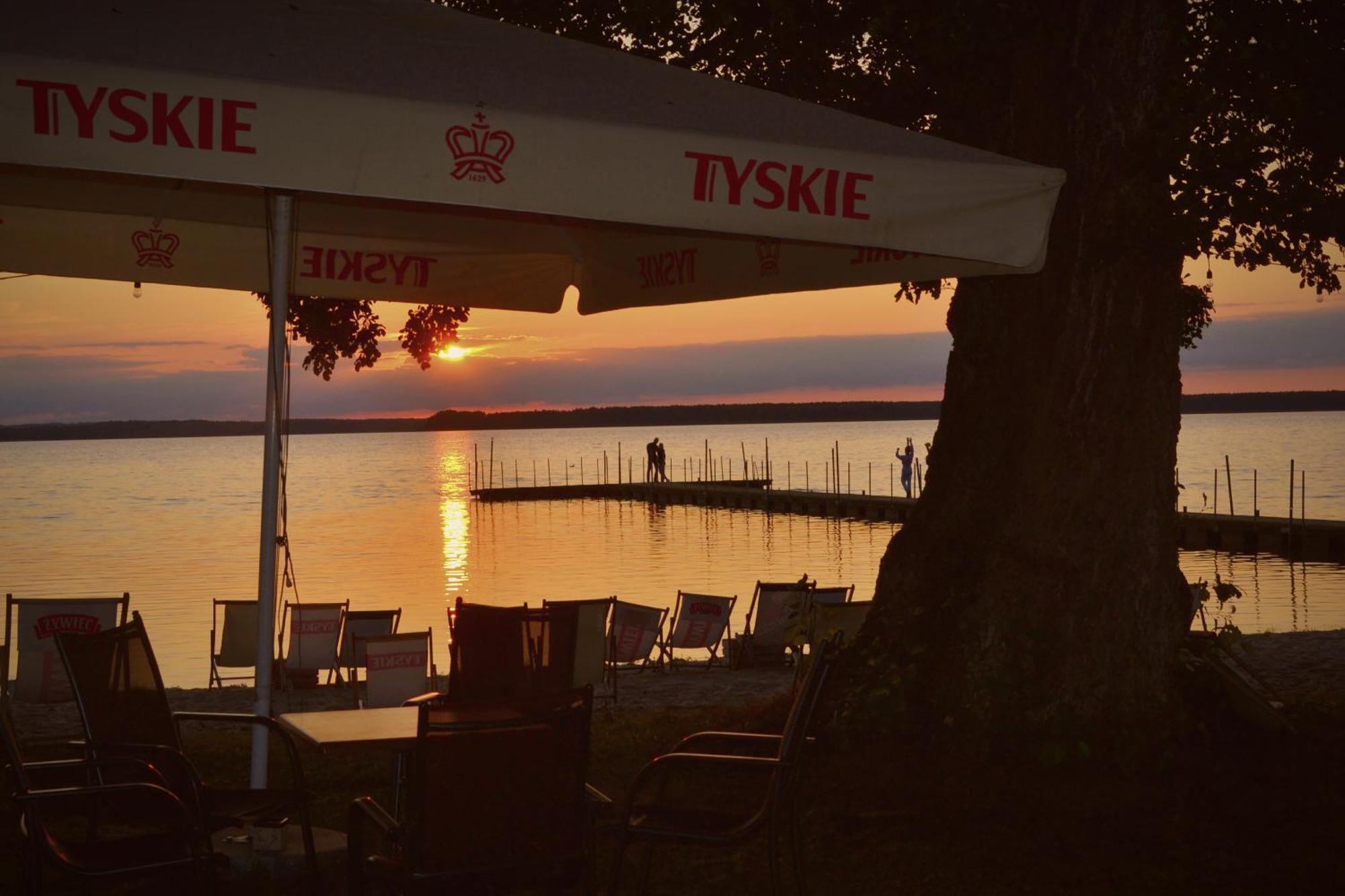 Camping Szczecinek Domy Wypoczynkowe Buitenkant foto