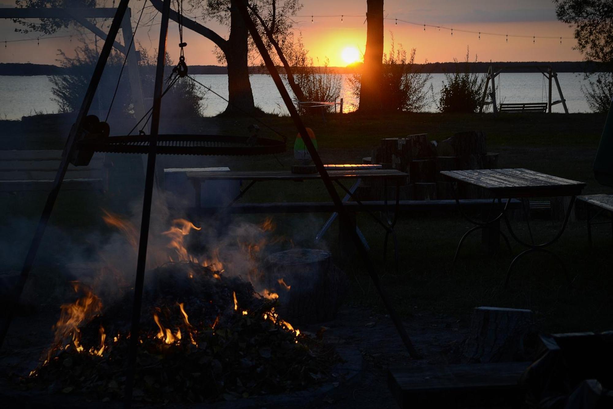 Camping Szczecinek Domy Wypoczynkowe Buitenkant foto