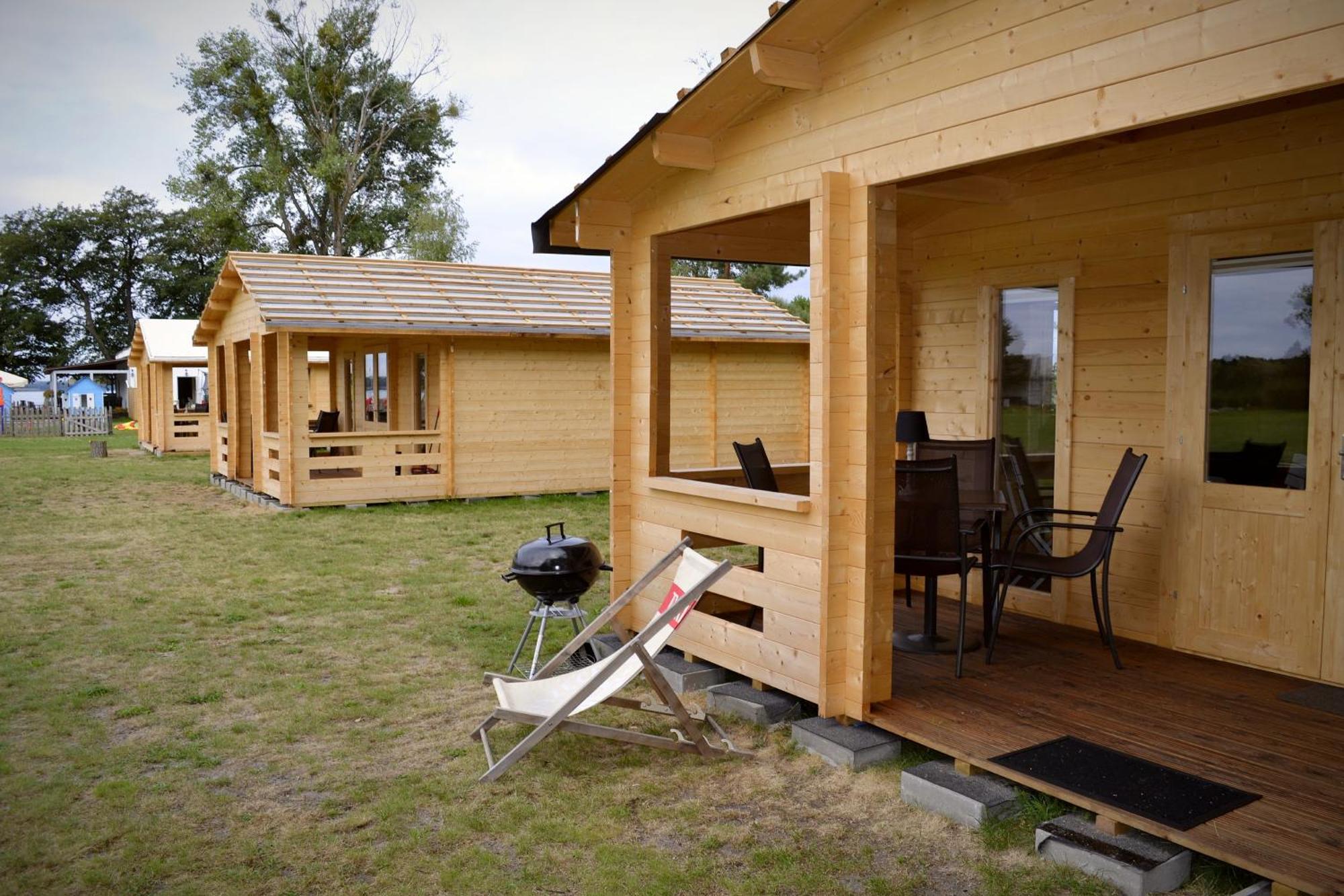Camping Szczecinek Domy Wypoczynkowe Buitenkant foto