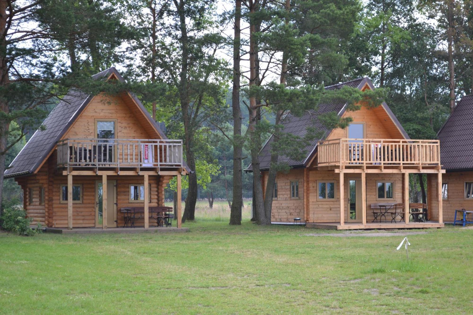 Camping Szczecinek Domy Wypoczynkowe Buitenkant foto